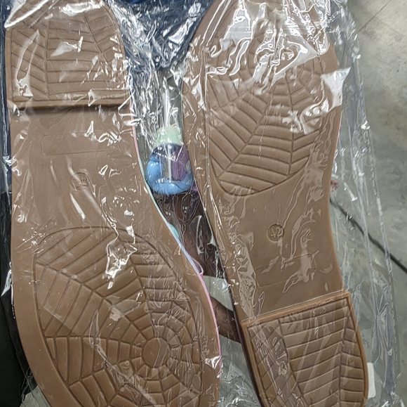 Candy Chain Slides - Picture 5 of 5